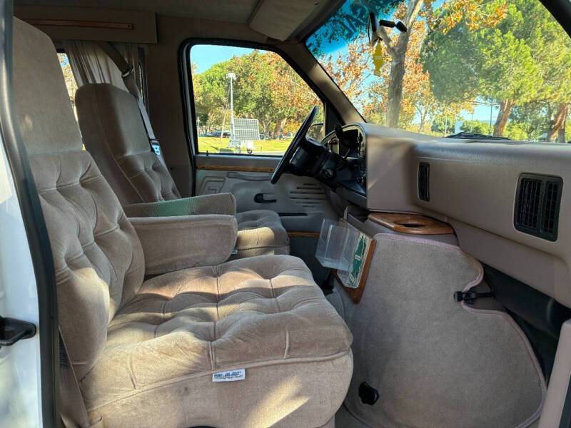 Ford-e-150-econoline-1995-9