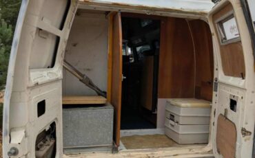 Ford-e-250-econoline-1986-white-19