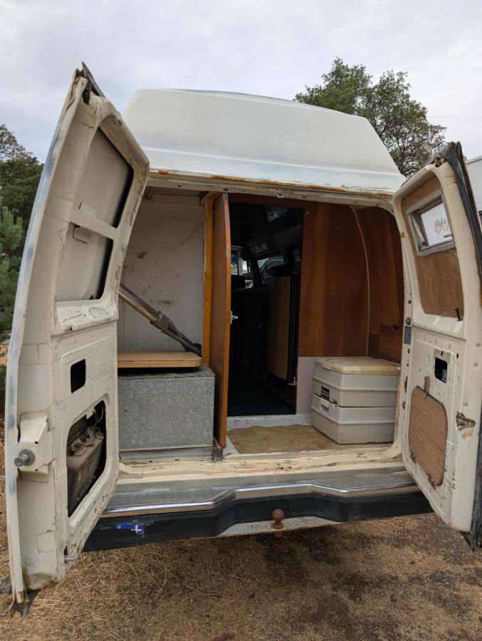 Ford-e-250-econoline-1986-white-19