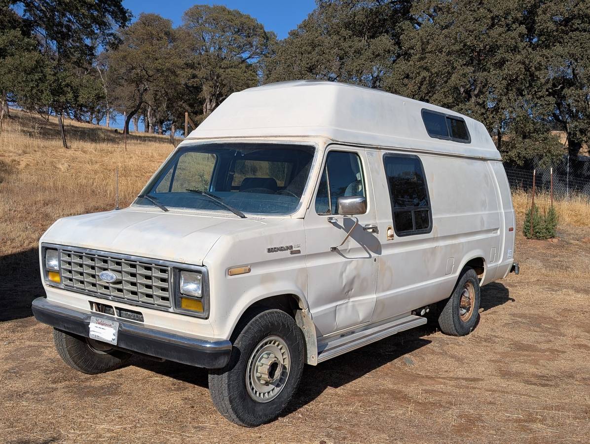 Ford-e-250-econoline-1986-white-4