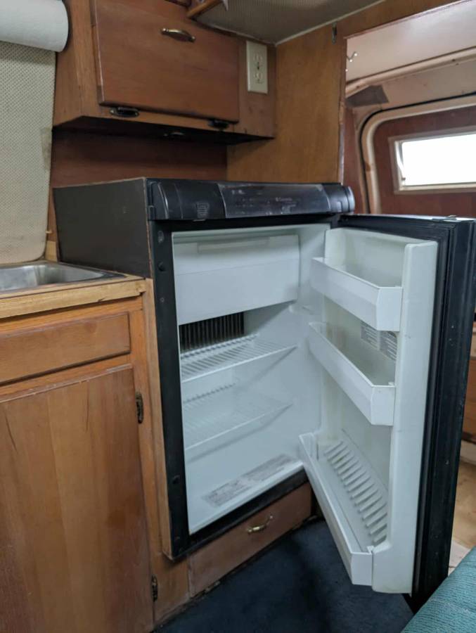 Ford-e-250-econoline-1986-white-5