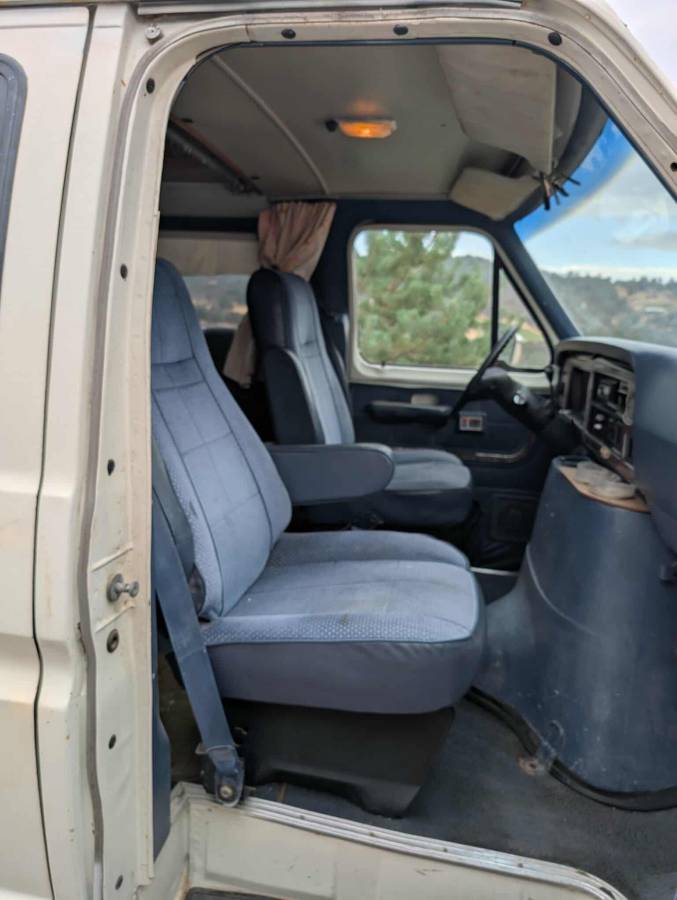 Ford-e-250-econoline-1986-white-8