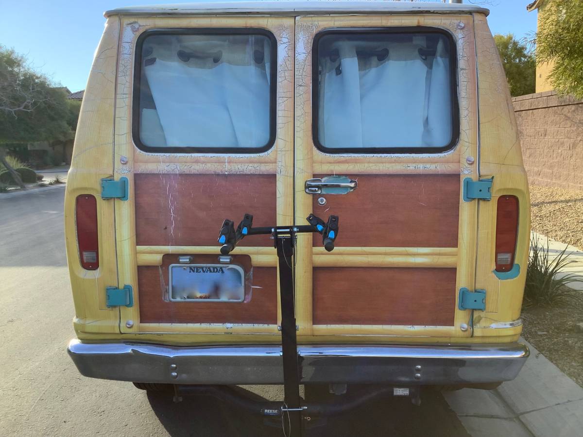 Ford-e-250-econoline-1990-custom-3