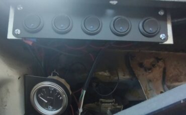 Ford-e-350-1979-white-3
