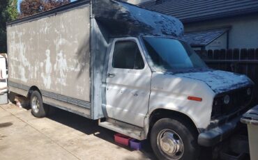 Ford-e-350-1979-white-4