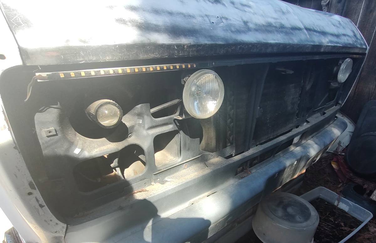 Ford-e-350-1979-white-8