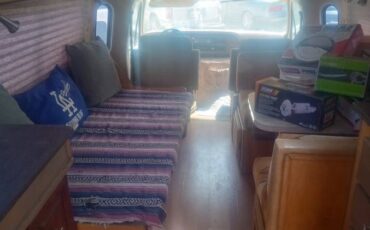 Ford-e-350-econoline-1985-white-8