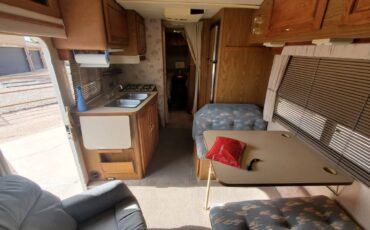 Ford-e-350-econoline-winnebago-1987-19