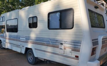 Ford-e-350-econoline-winnebago-1987-8