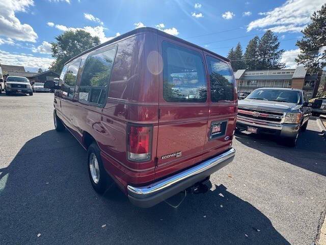 Ford-e-series-e-150-3dr-cargo-1996-28