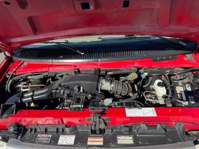 Ford-e-series-e-150-3dr-cargo-1996-30