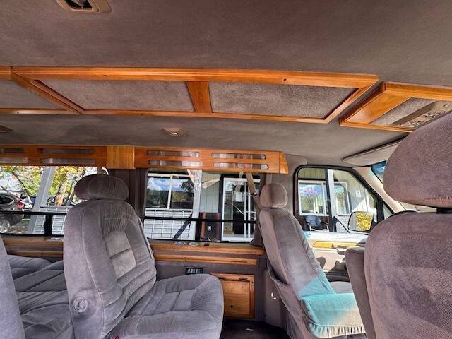 Ford-e-series-e-150-3dr-cargo-1996-34