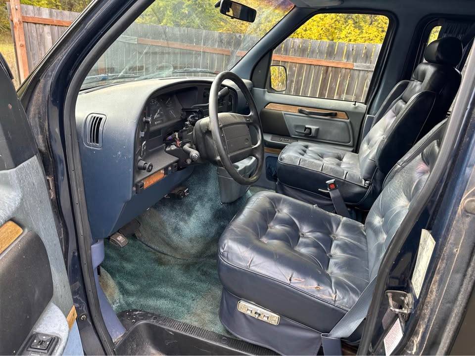 Ford-e150-1993-black-7