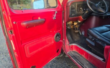 Ford-e150-cargo-van-1989-red-11
