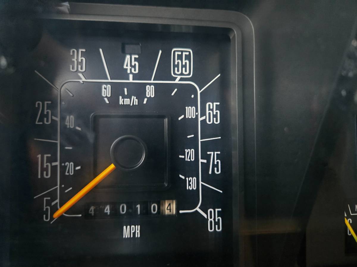 Ford-e150-cargo-van-1989-red-12