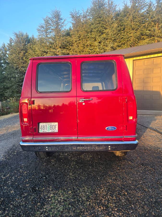Ford-e150-cargo-van-1989-red-5
