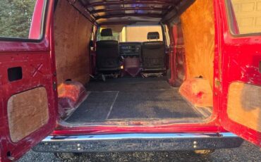 Ford-e150-cargo-van-1989-red-8
