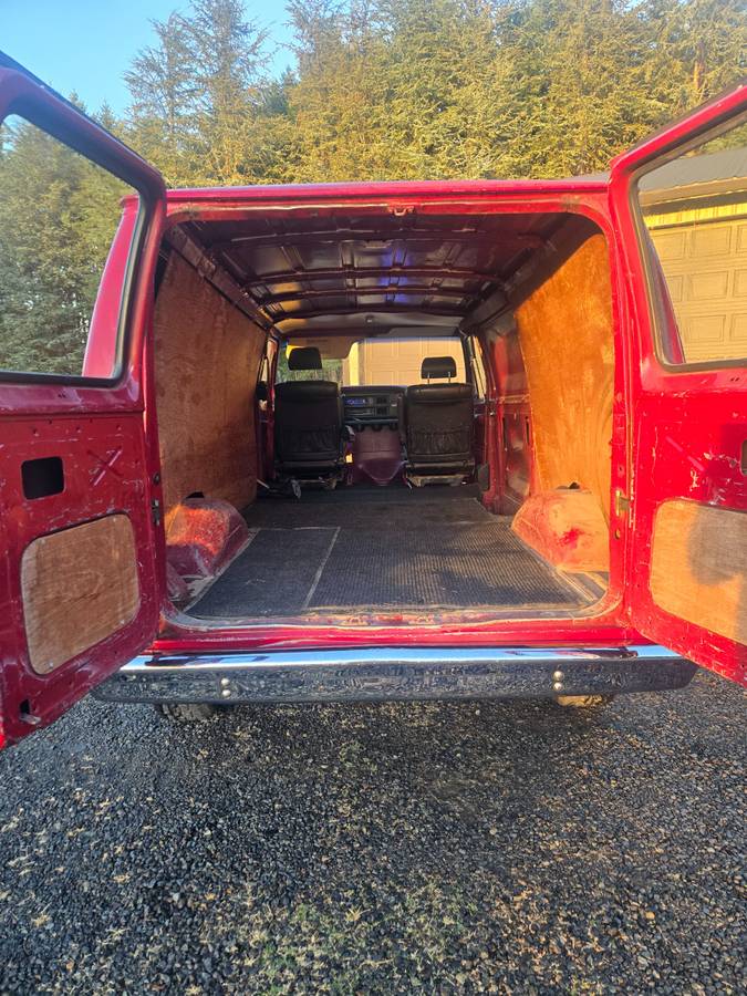 Ford-e150-cargo-van-1989-red-8