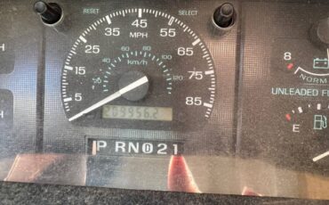 Ford-e150-conversion-van-1994-green-10