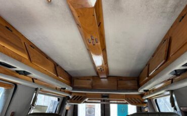 Ford-e150-conversion-van-1994-green-5