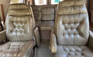 Ford-e150-conversion-van-1994-green-6