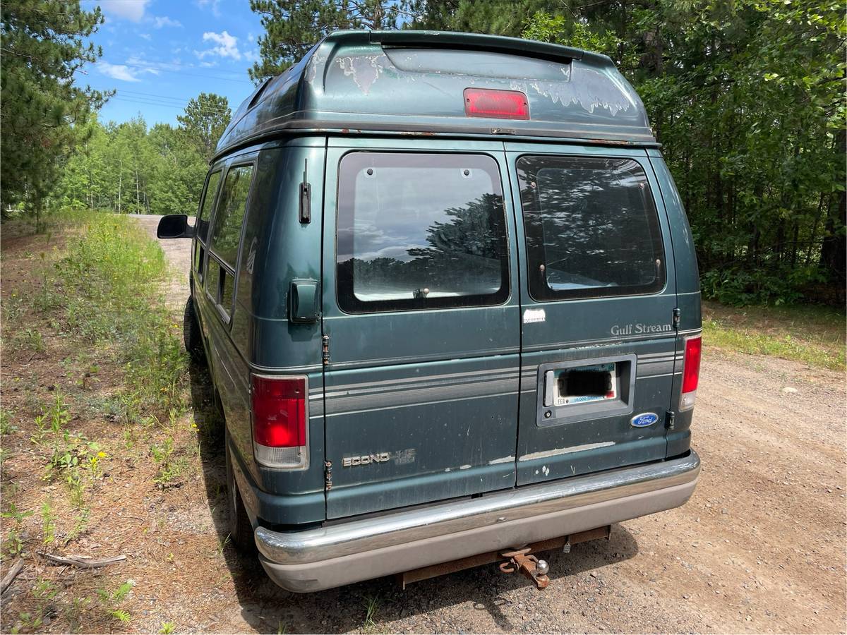 Ford-e150-conversion-van-1996-green-12