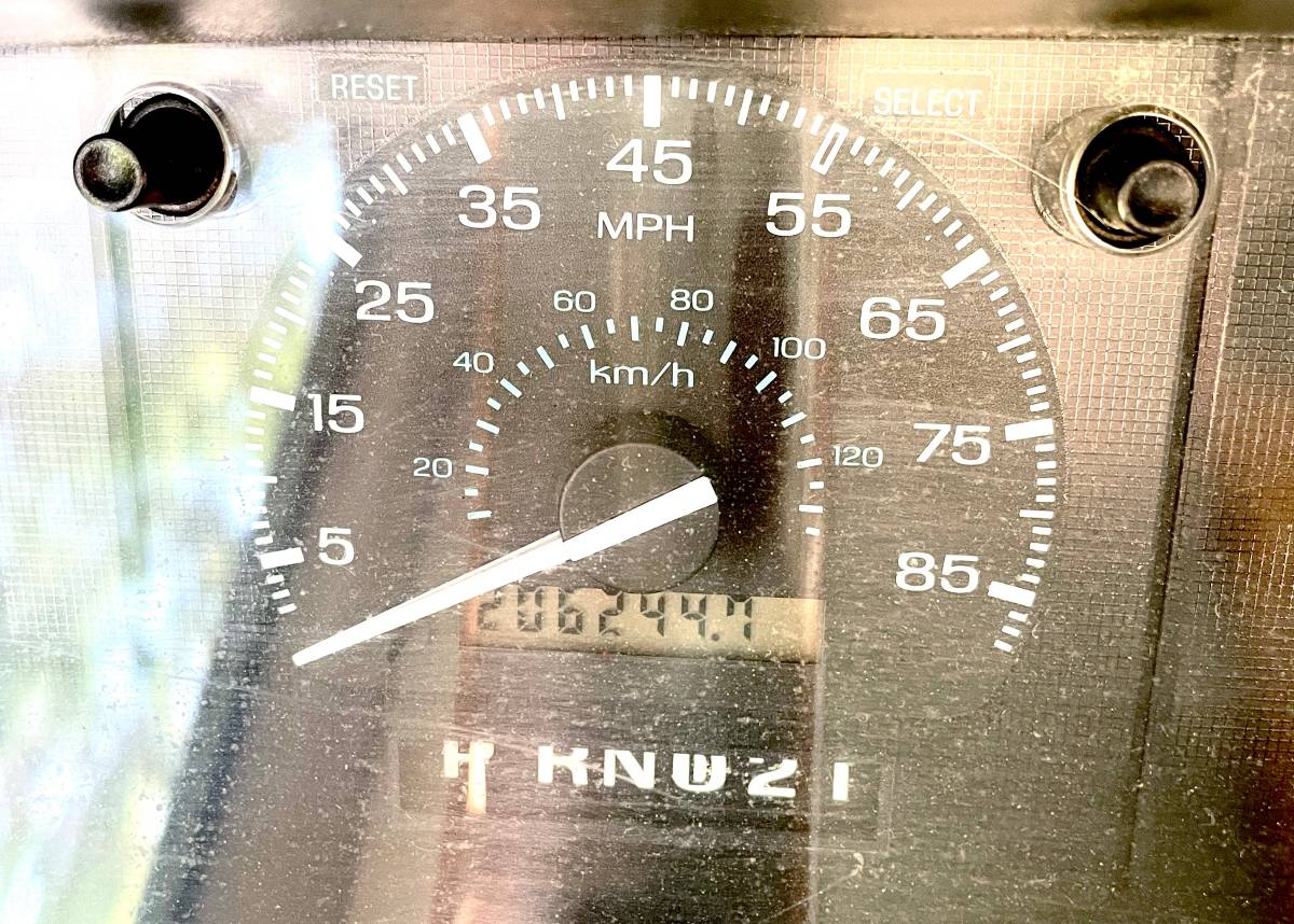 Ford-e150-conversion-van-1996-green-13