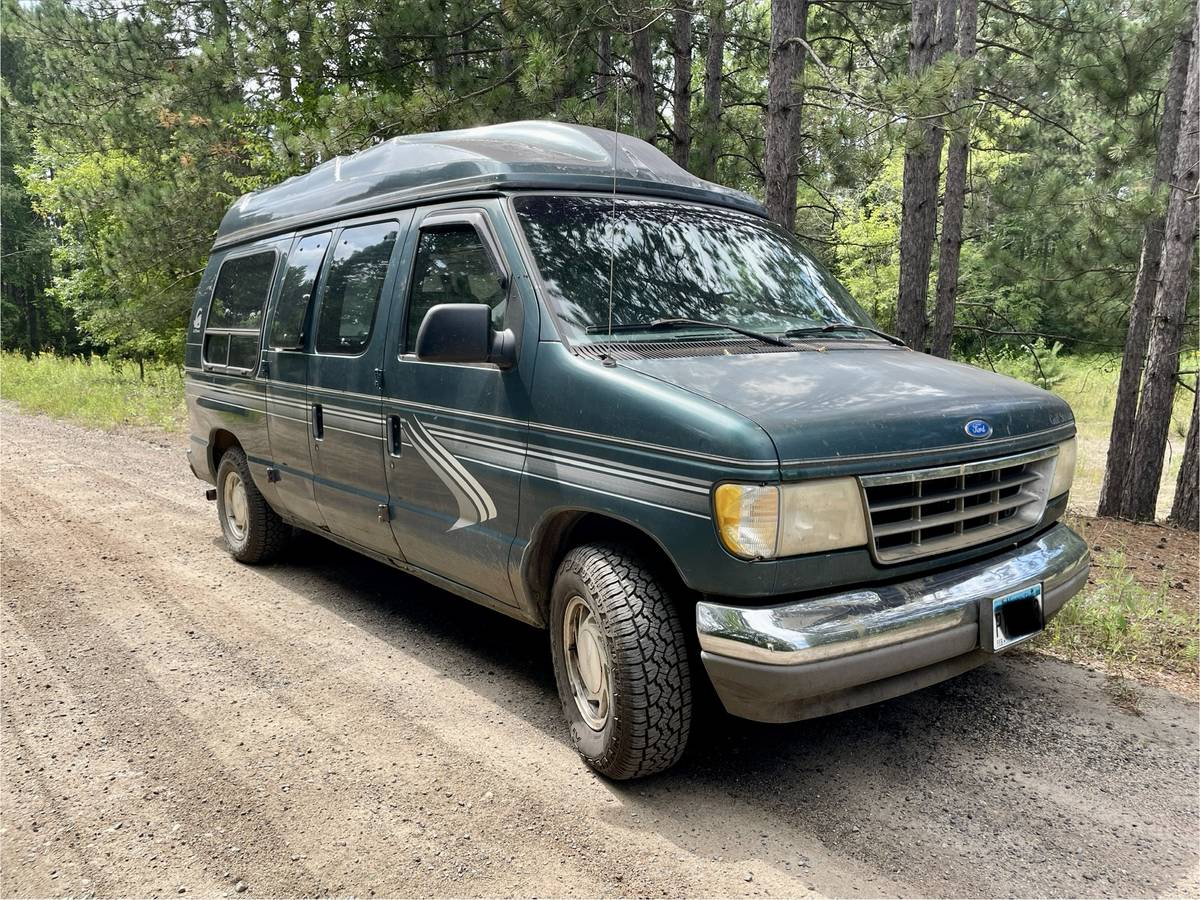 Ford-e150-conversion-van-1996-green-2