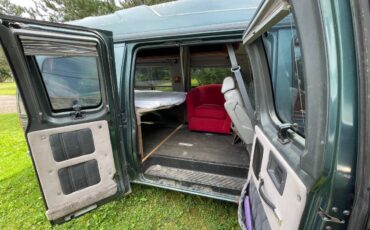 Ford-e150-conversion-van-1996-green-4
