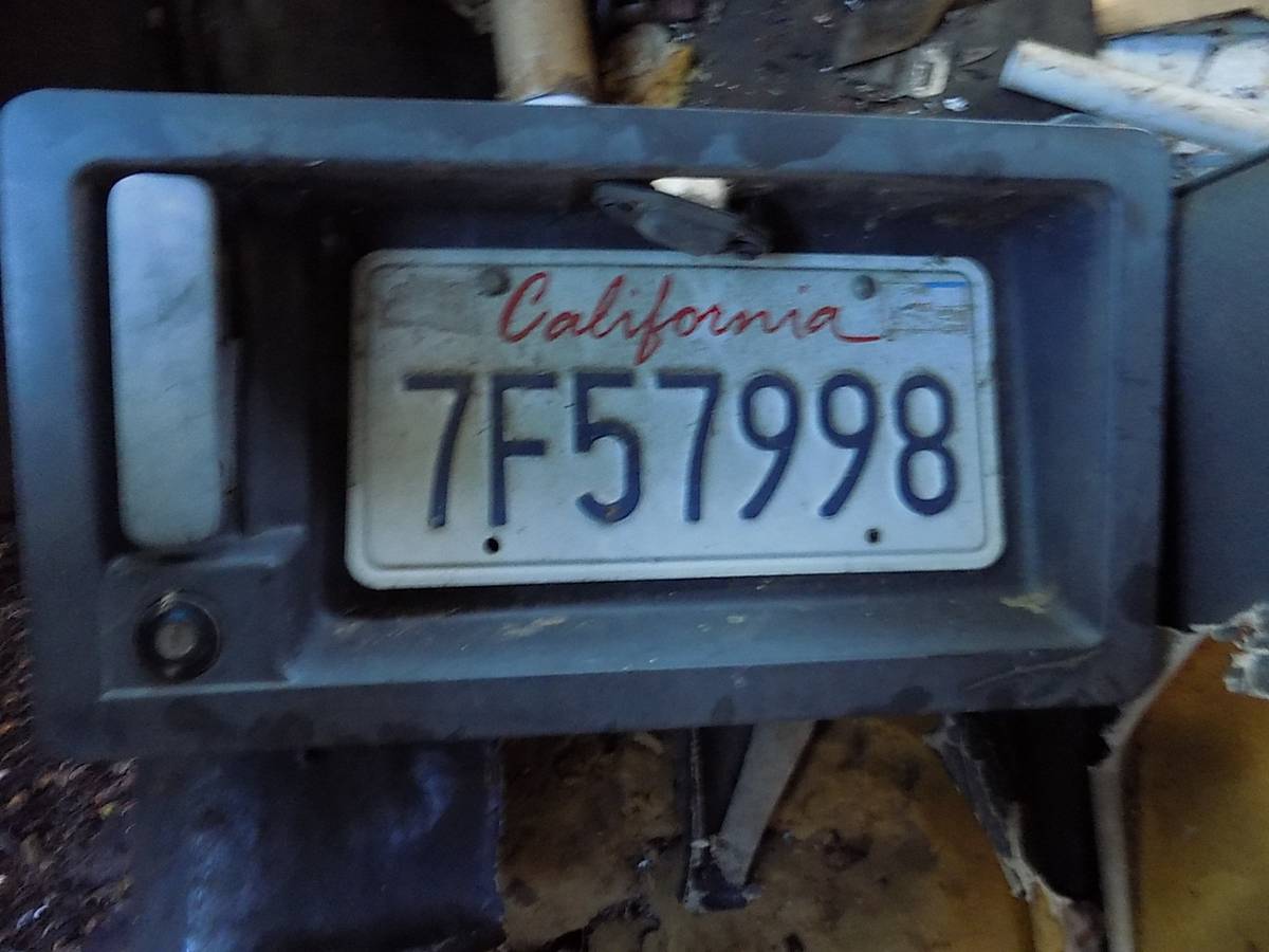 Ford-e150-van-1995-white-11