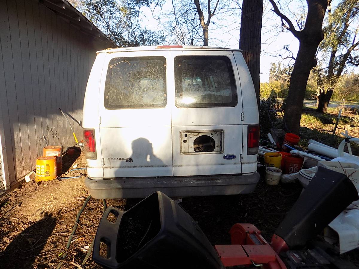 Ford-e150-van-1995-white-5