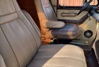 Ford-e250-cargo-van-1979-brown-11