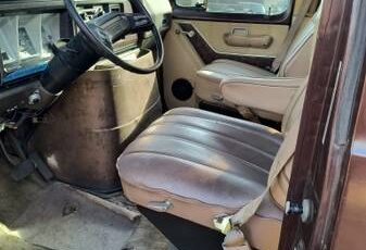 Ford-e250-cargo-van-1979-brown-13