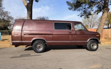 Ford-e250-cargo-van-1979-brown-2
