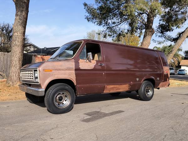 Ford-e250-cargo-van-1979-brown-6
