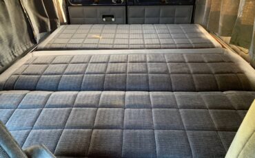 Ford-e250-club-wagon-econoline-xlt-7.3l-diesel-1989-blue-20