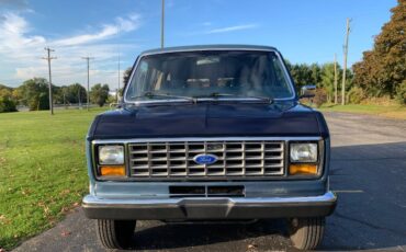 Ford-e250-club-wagon-econoline-xlt-7.3l-diesel-1989-blue-3