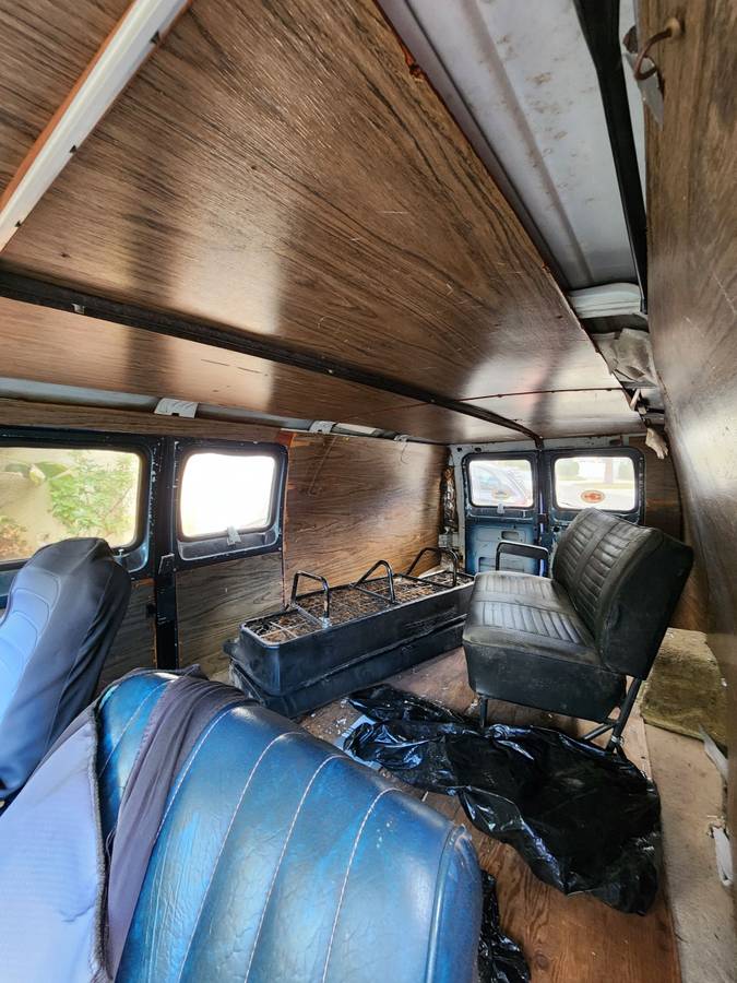 Ford-e250-econoline-1969-blue-1