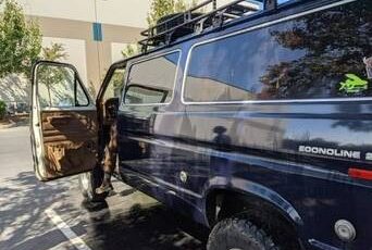 Ford-e250-econoline-1978-blue