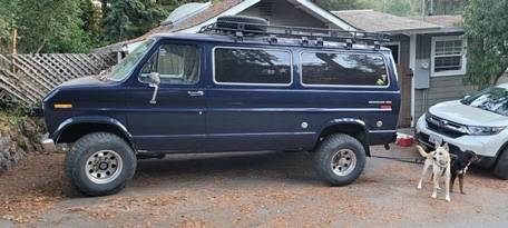 Ford-e250-econoline-1978-blue-9