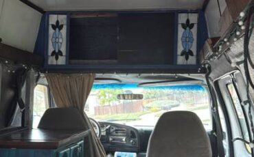Ford-e350-conversion-1995-white-2