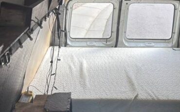 Ford-e350-conversion-1995-white-5