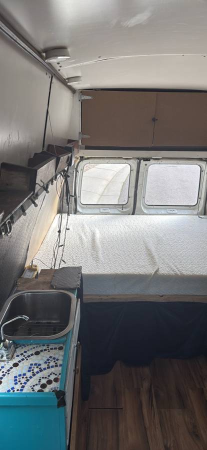 Ford-e350-conversion-1995-white-5