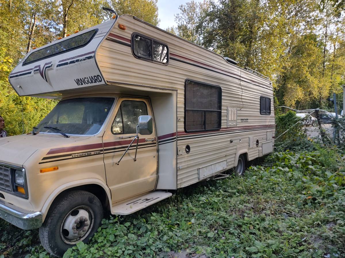 Ford-e350-diesel-1988-yellow-1