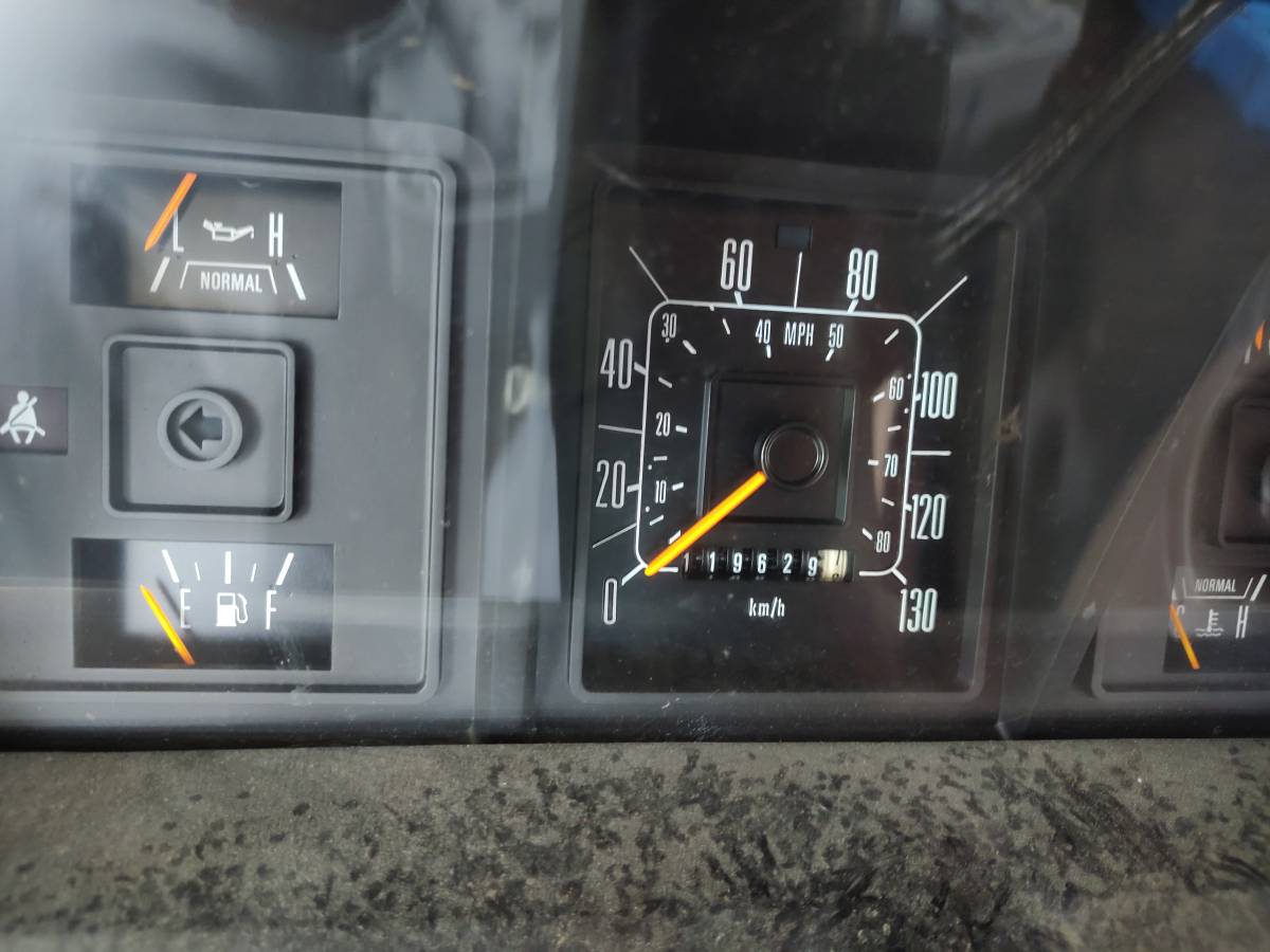 Ford-e350-diesel-1988-yellow-10