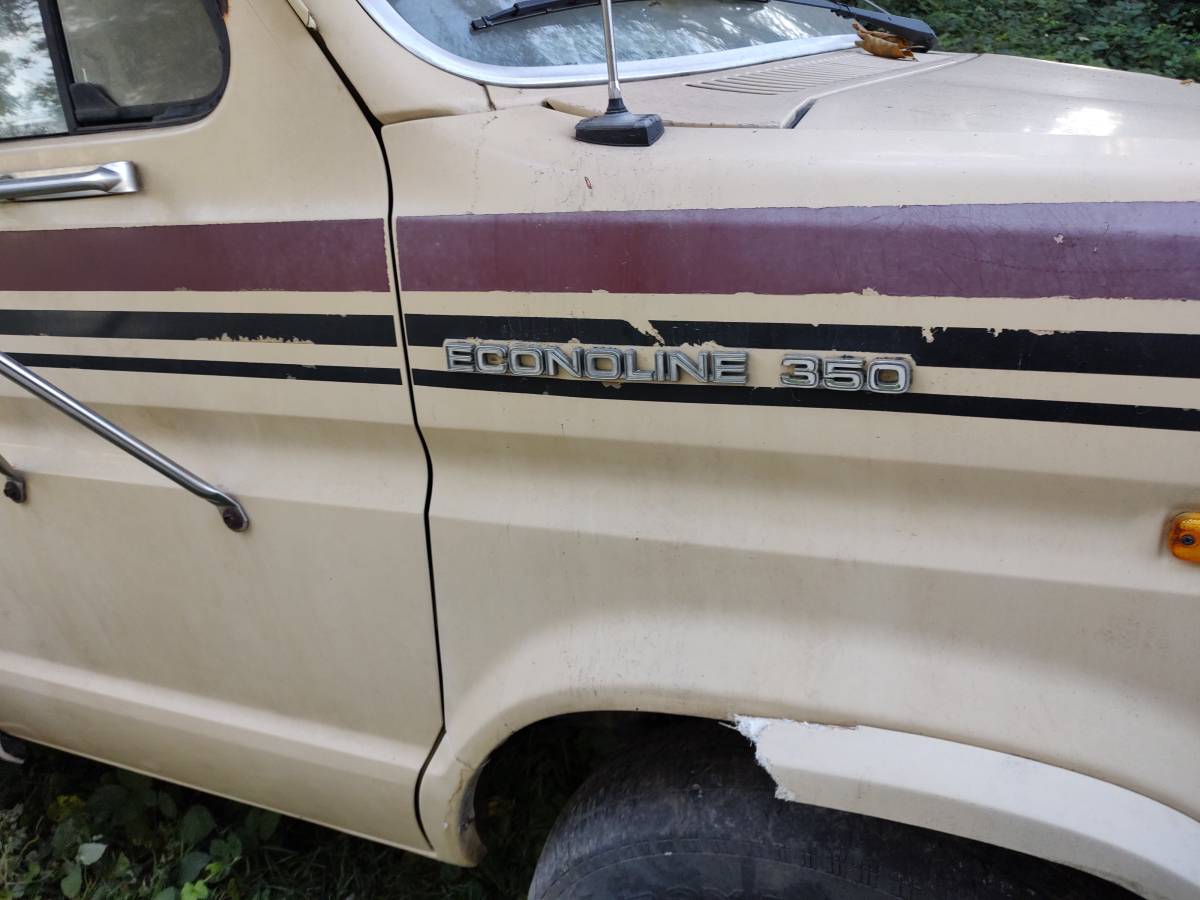 Ford-e350-diesel-1988-yellow-4