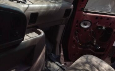 Ford-e350-extended-cargo-van-1995-red-2