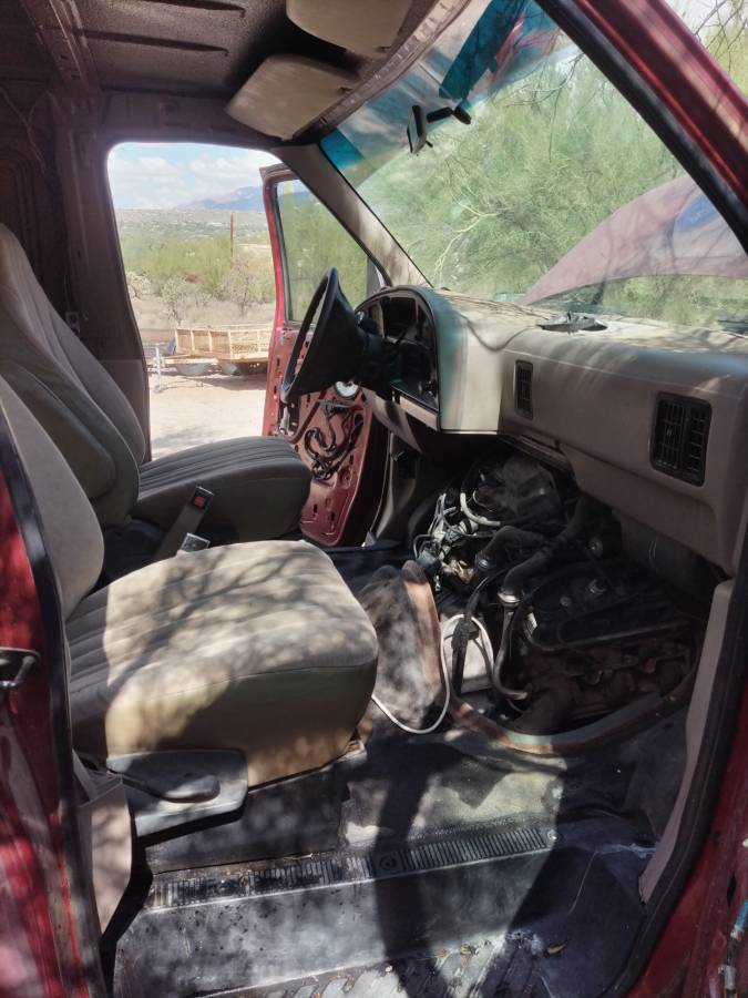 Ford-e350-extended-cargo-van-1995-red-8