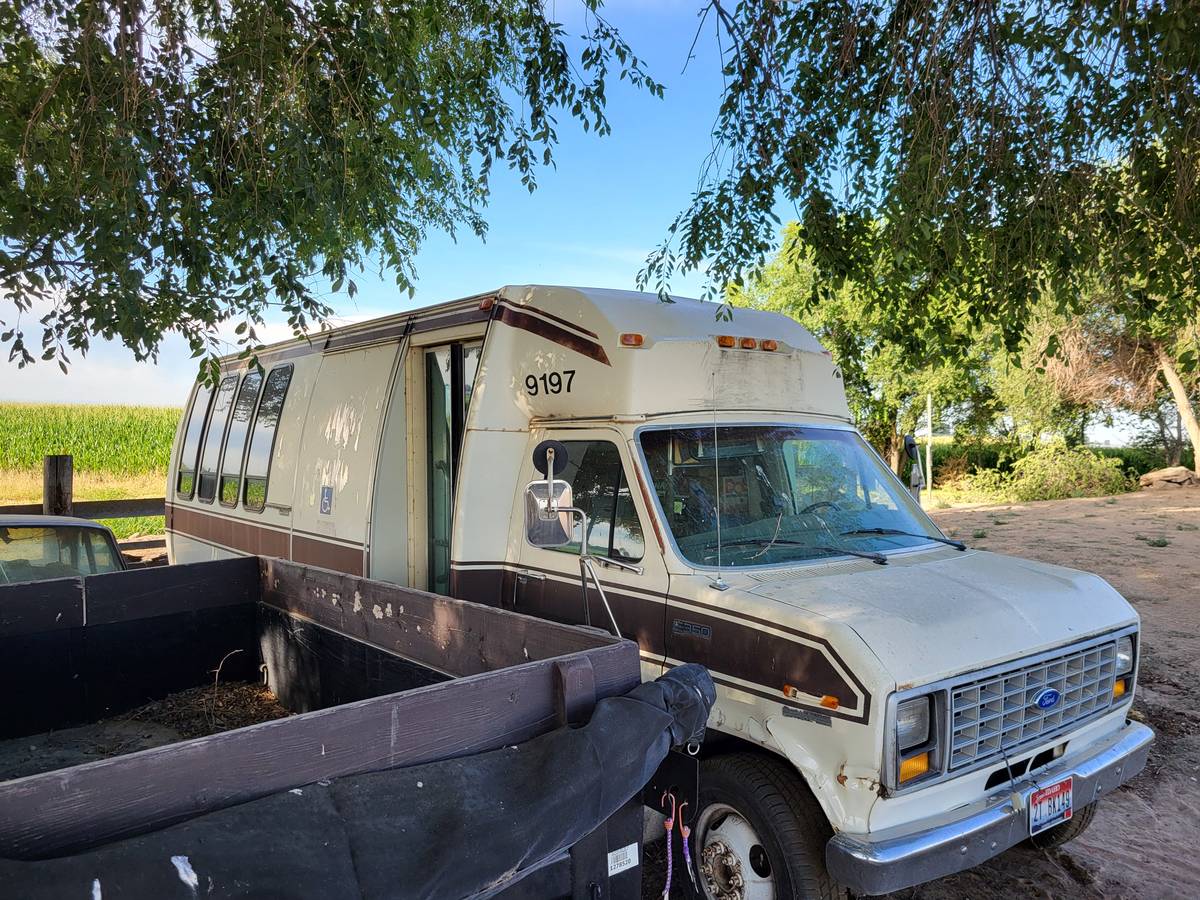 Ford-e350-mini-bus-diesel-1991-white-2
