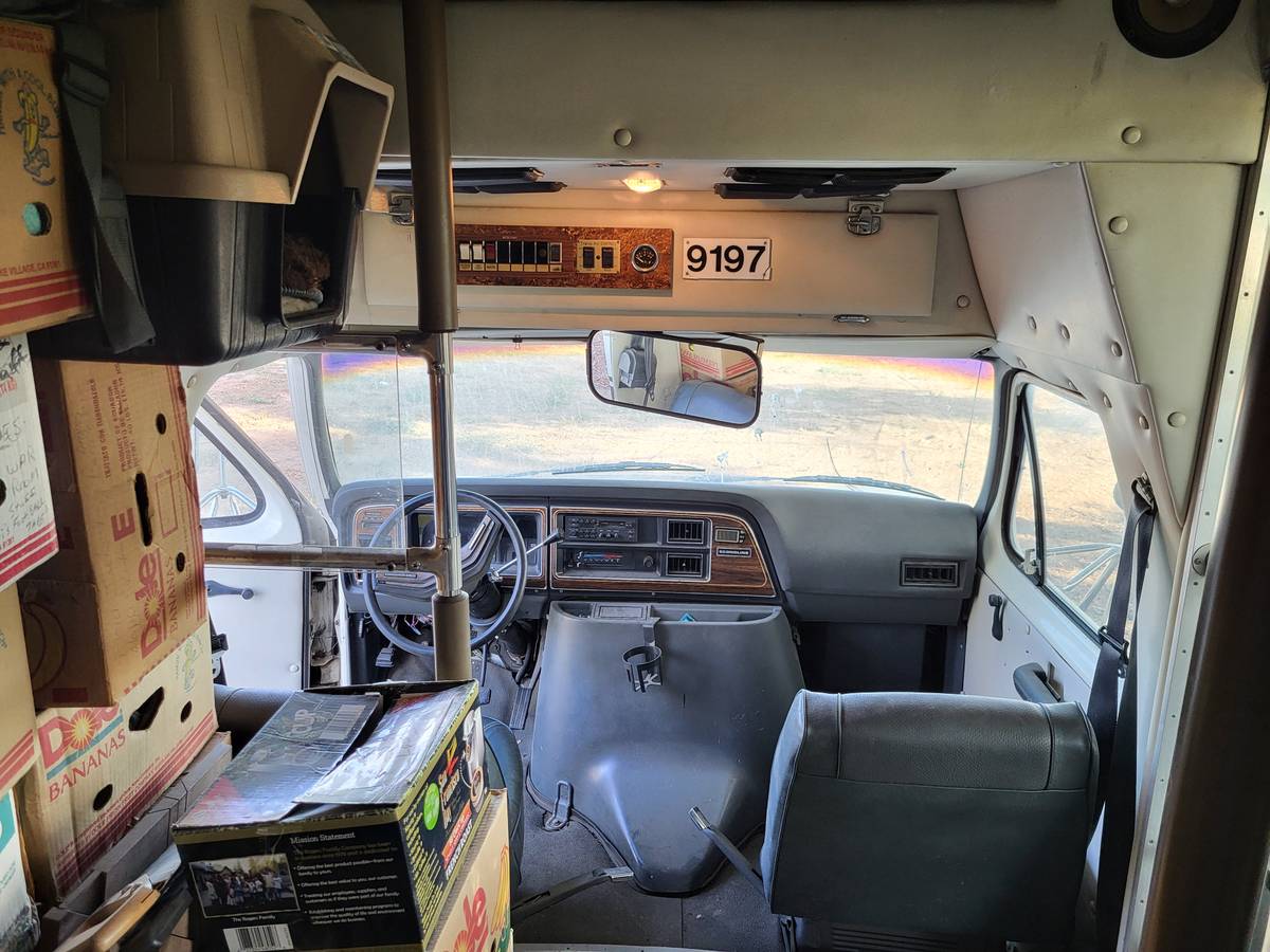 Ford-e350-mini-bus-diesel-1991-white-6